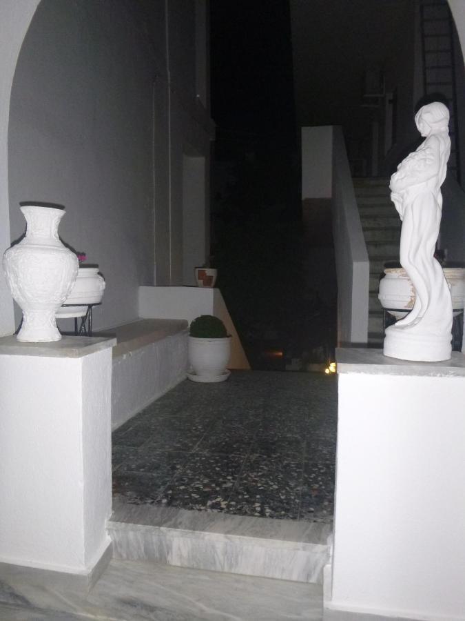 Karafelas * Σκιάθος Πόλη